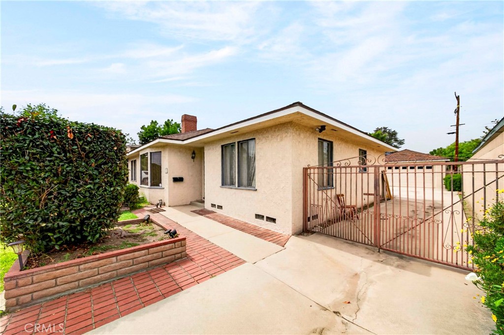 171 W Naomi Property Photo 2