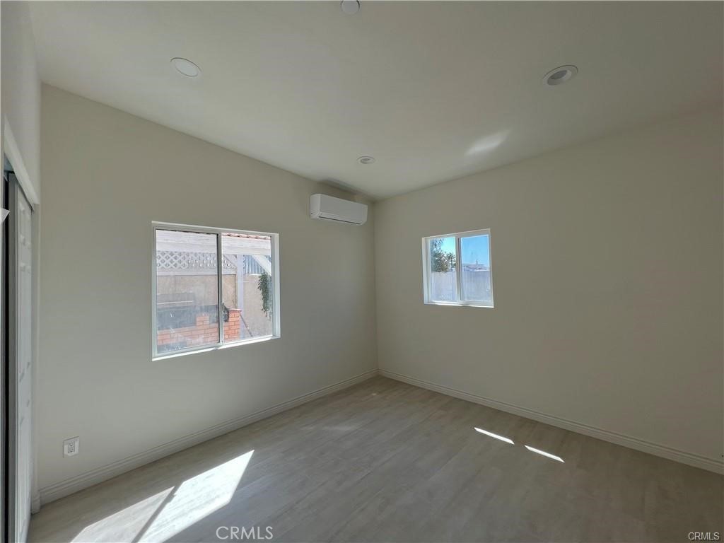 16145 Seville Property Photo 31