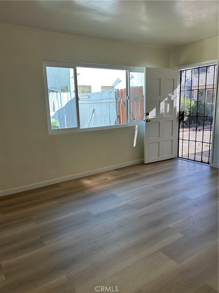 4057 Baywood Property Photo 4