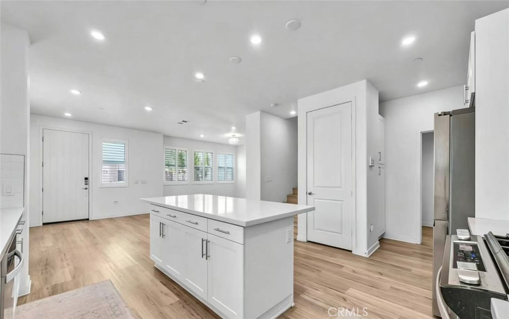 70 Aria Property Photo 11