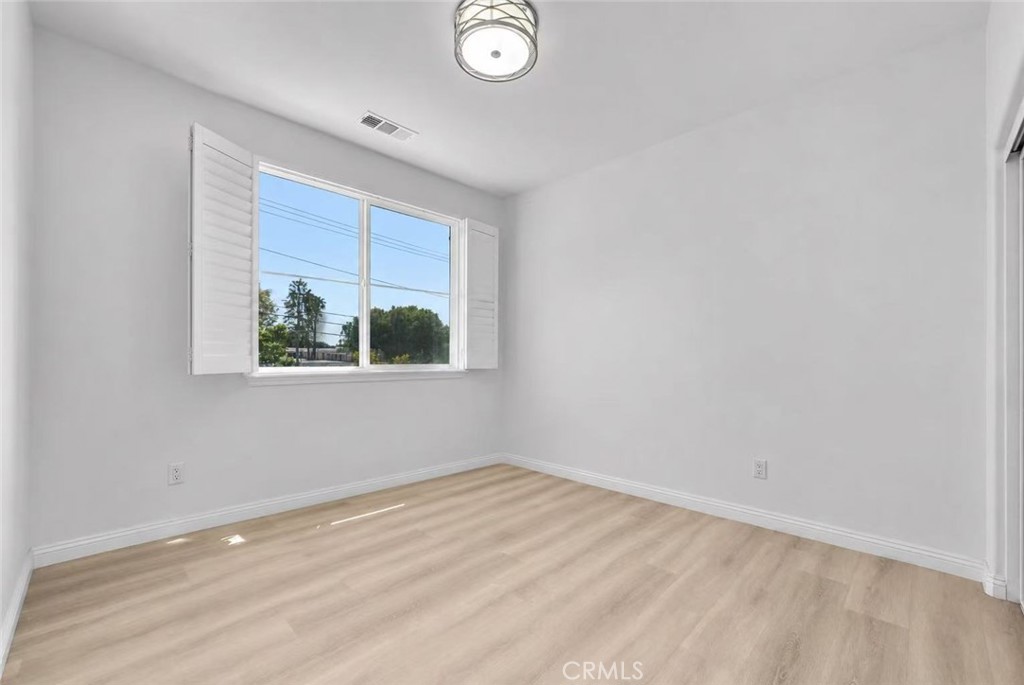 70 Aria Property Photo 22