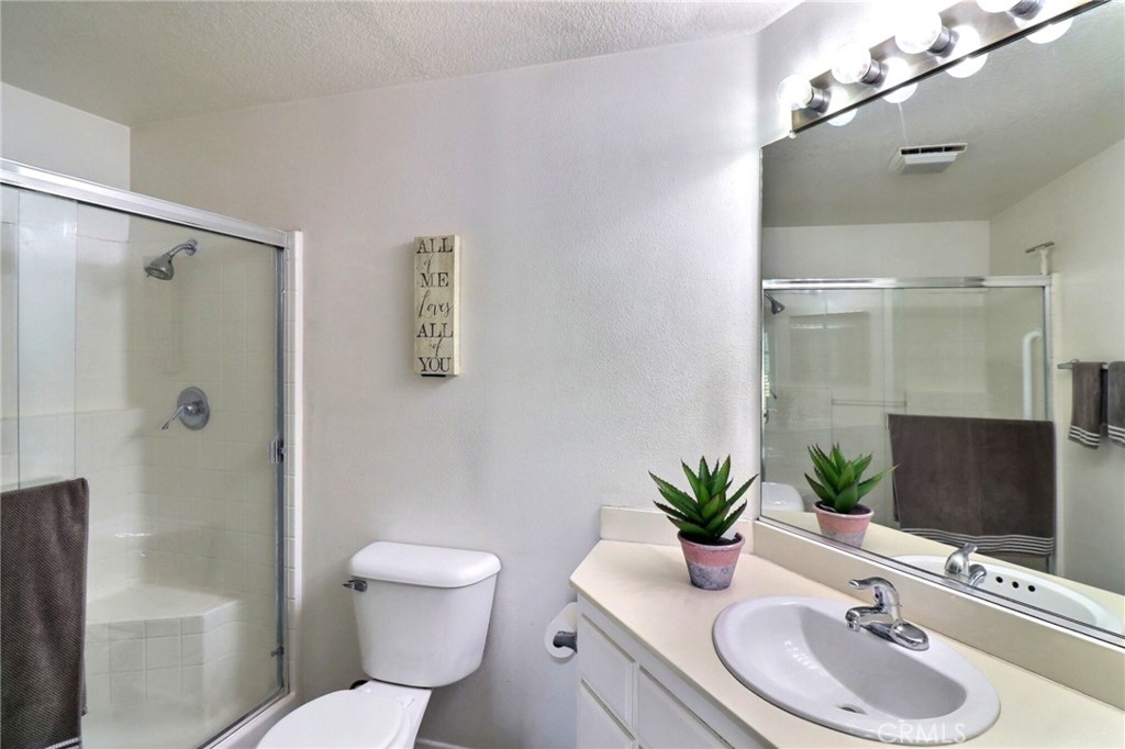 130 S Barranca 302 Property Photo 7