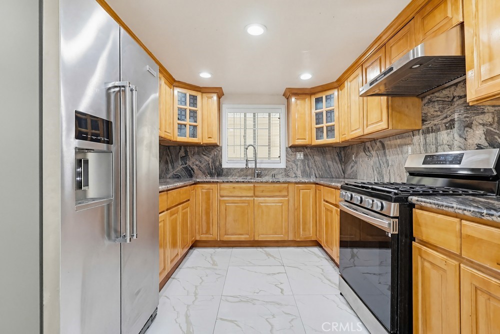 5140 Elrovia Property Photo 12
