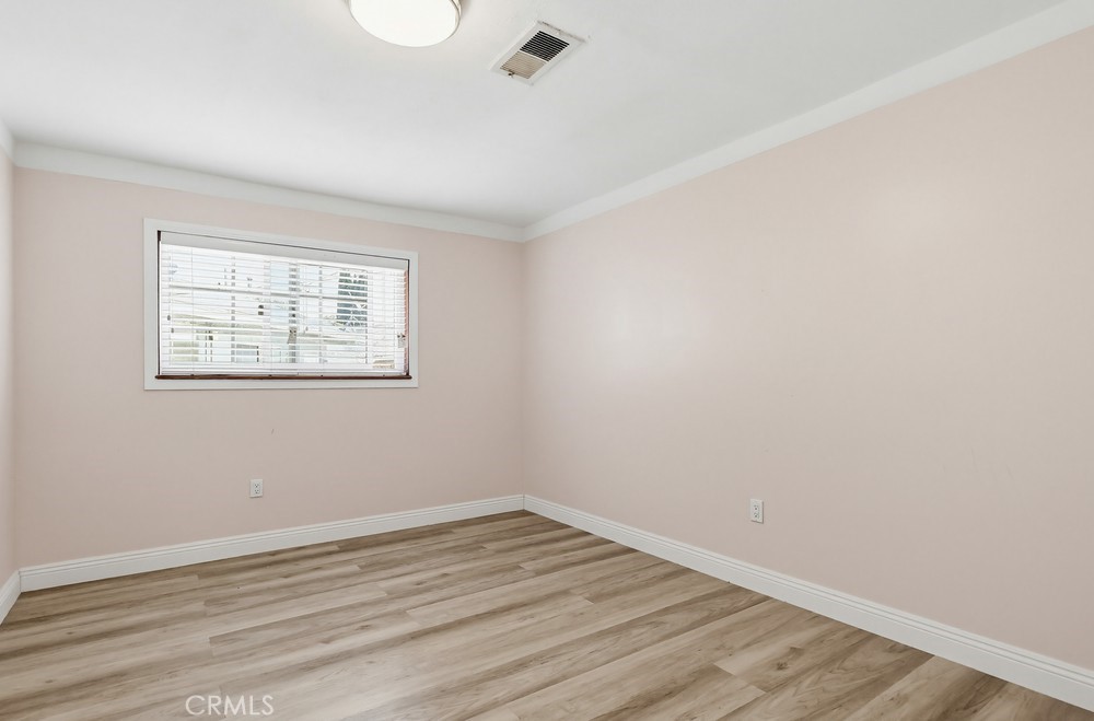 5140 Elrovia Property Photo 16
