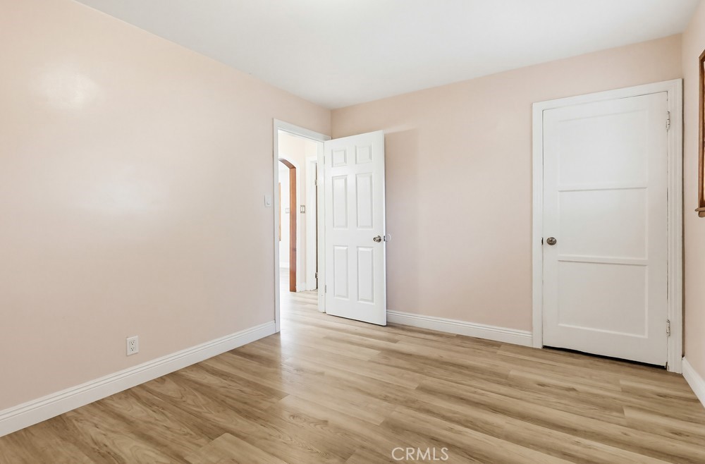 5140 Elrovia Property Photo 26