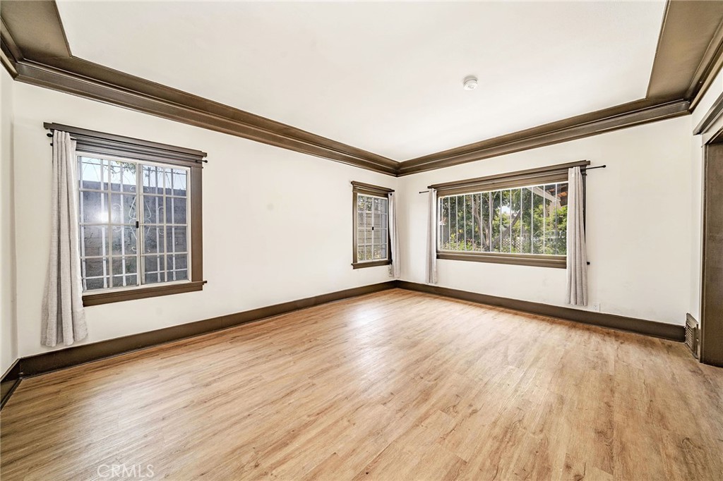 1254 S Manhattan Property Photo 14