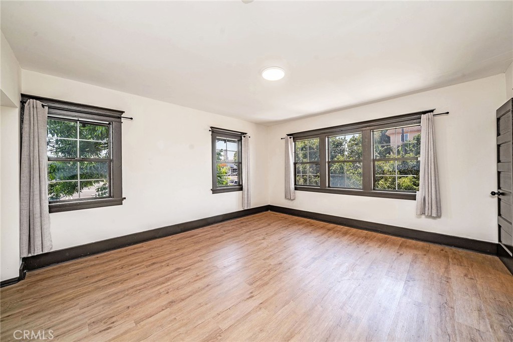 1254 S Manhattan Property Photo 33