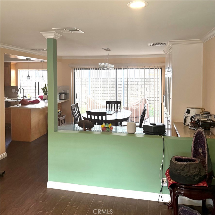 1025 Fairview Avenue 2 Property Photo 12