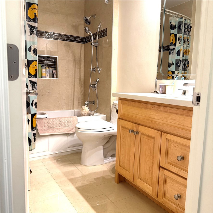 1025 Fairview Avenue 2 Property Photo 20