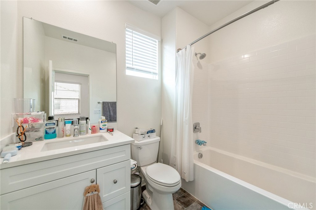 2205 Strawberry Court Property Photo 30