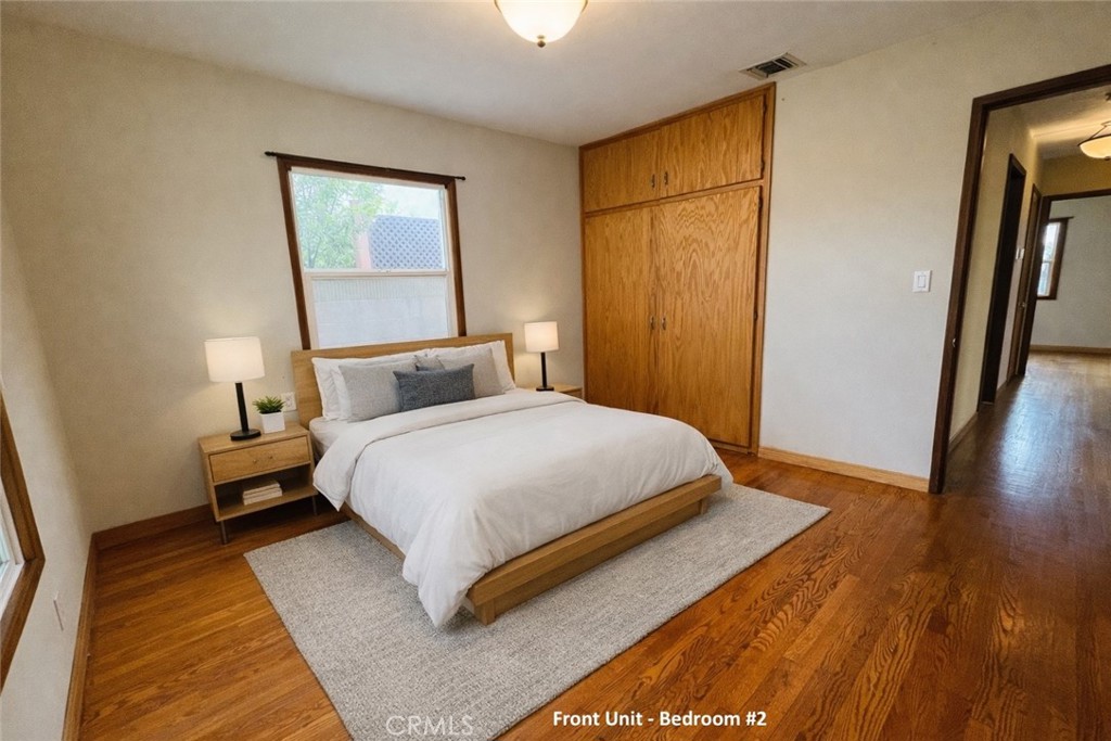 231 E Dexter Property Photo 8