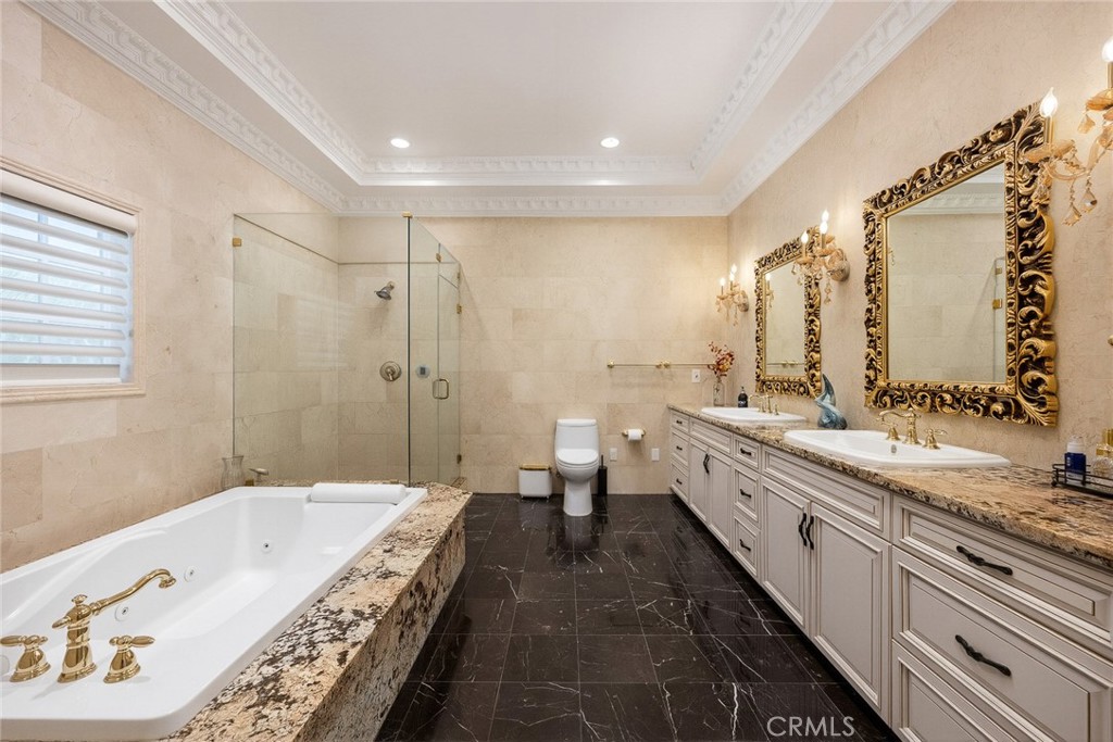 1025 El Sur Avenue Property Photo 40