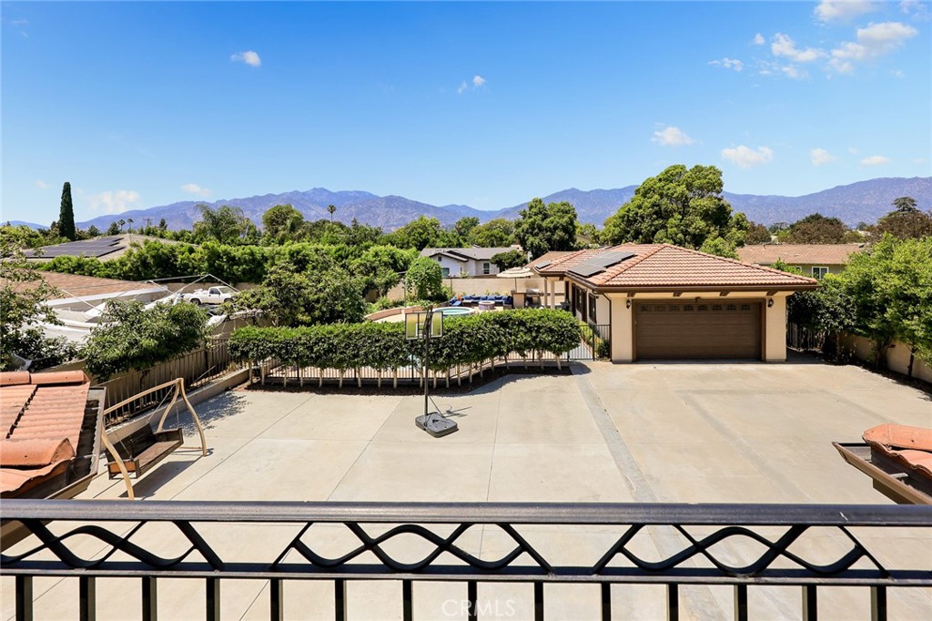 1025 El Sur Avenue Property Photo 44