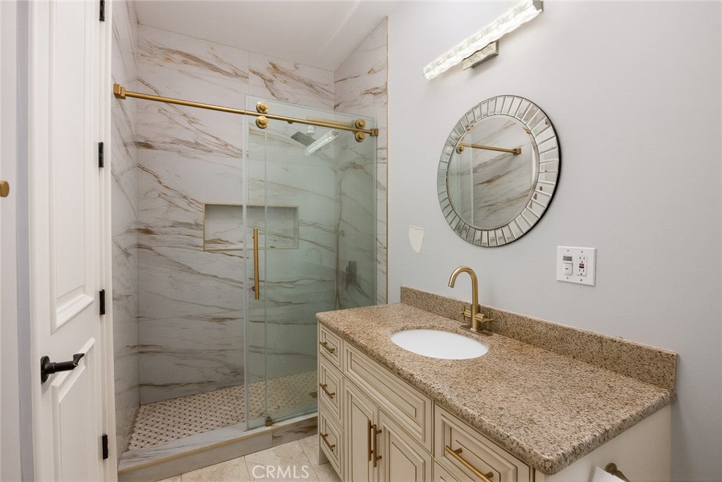 1025 El Sur Avenue Property Photo 54