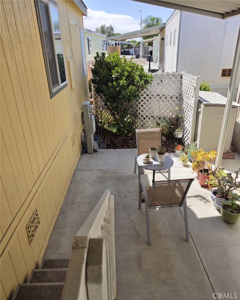 6224 Beachcomber Drive Property Photo 7