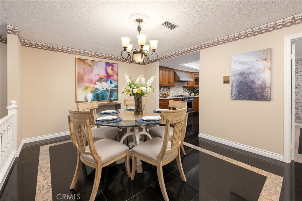 508 Everett Avenue C Property Photo 10