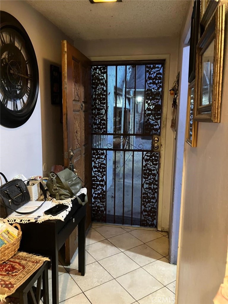 1609 Calatina Property Photo 2
