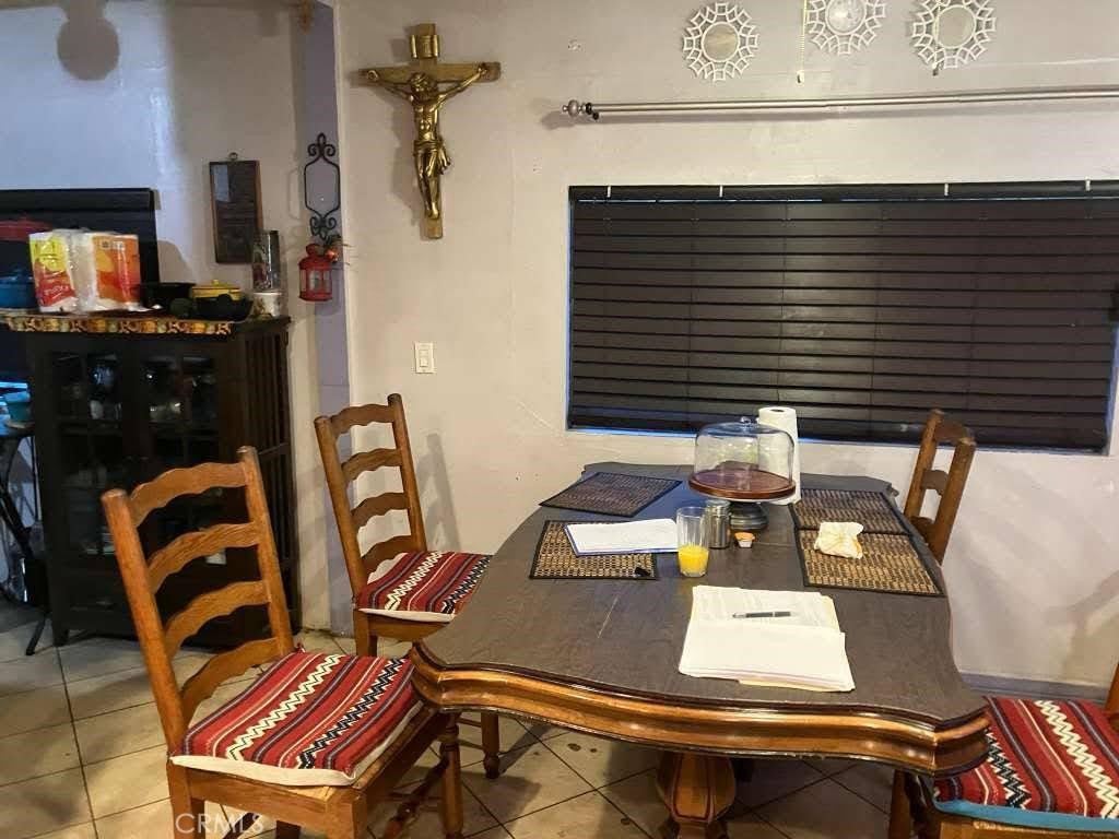 1609 Calatina Property Photo 3