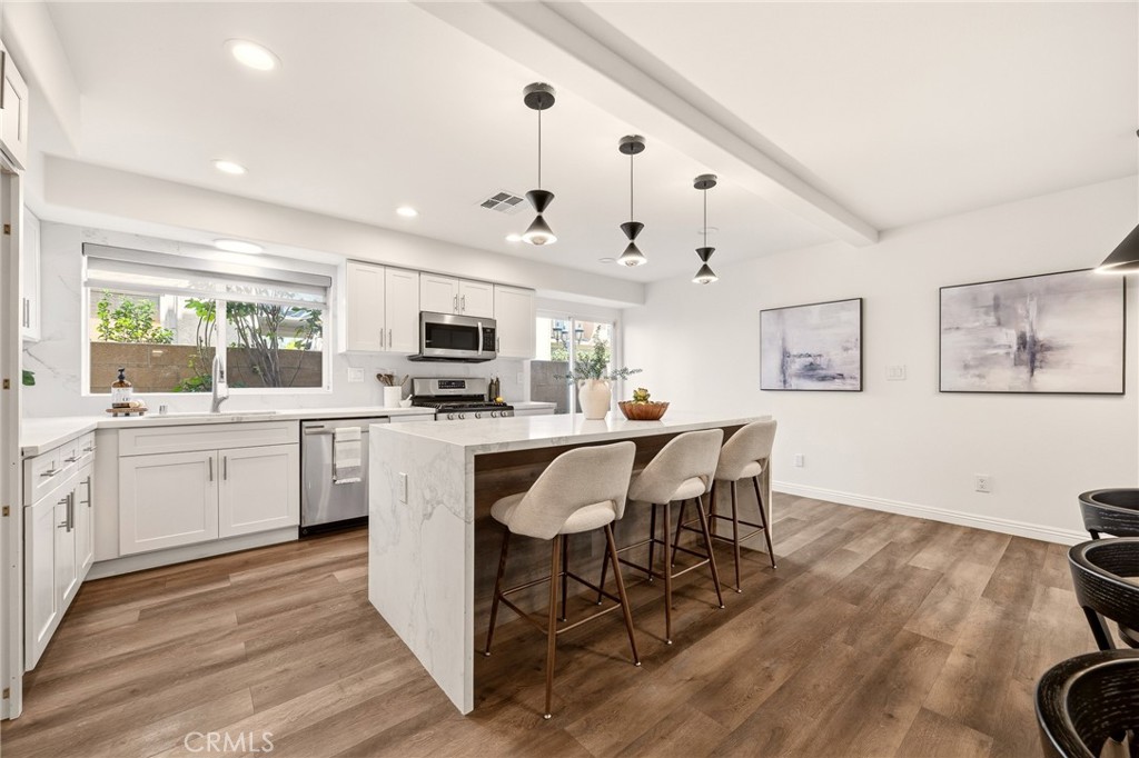 10401 Park Street Property Photo 6