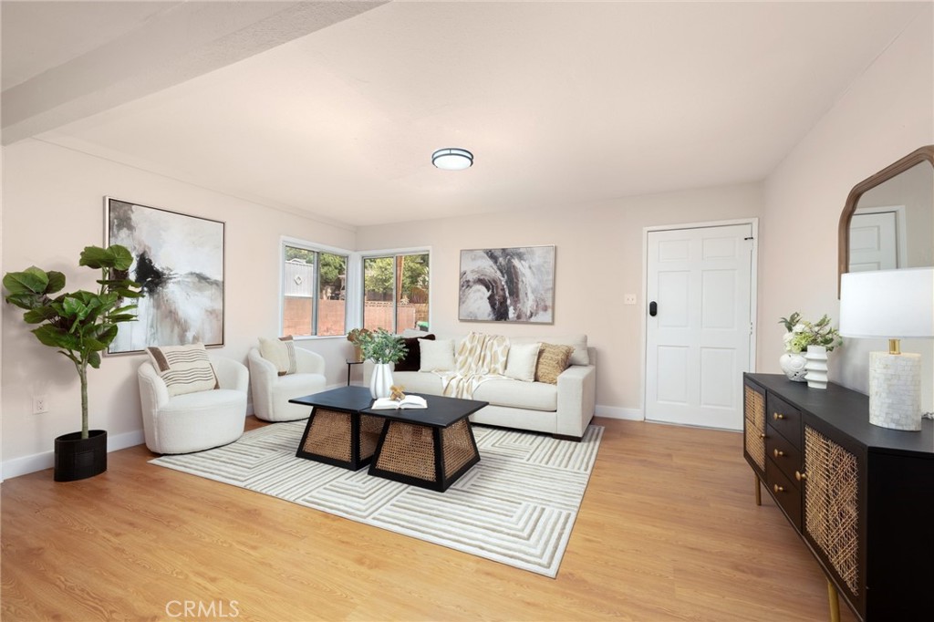 7224 Berne Property Photo 3