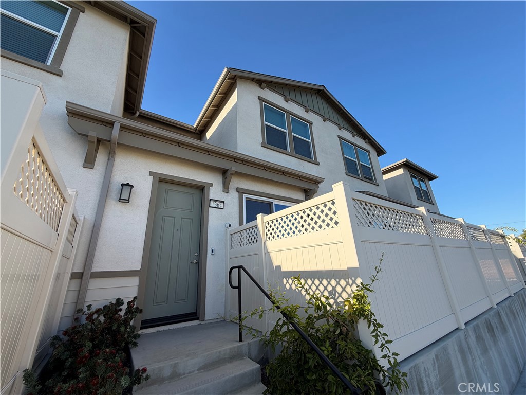 1364 Anise Way Property Photo 2