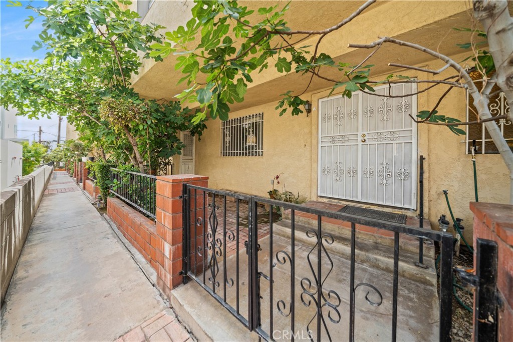 130 N Moore A Property Photo 30