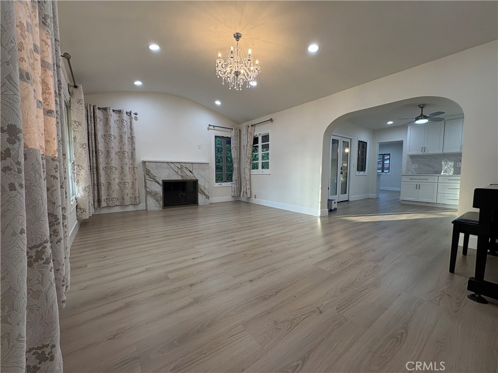 402 Virginia Property Photo 3