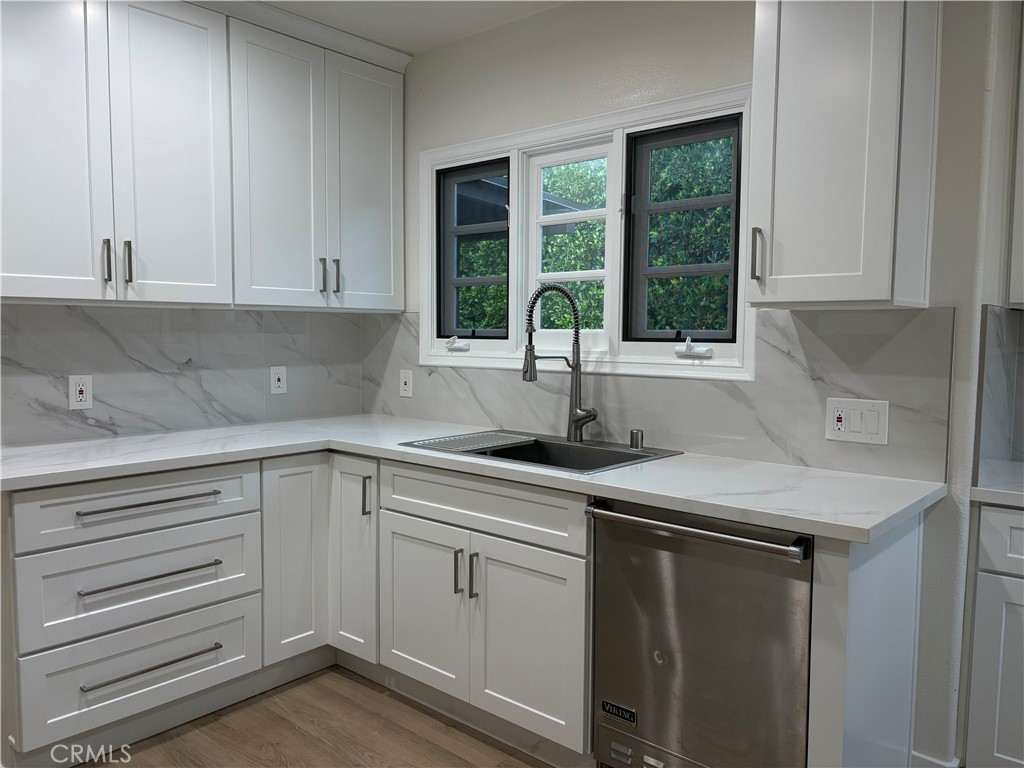 402 Virginia Property Photo 5