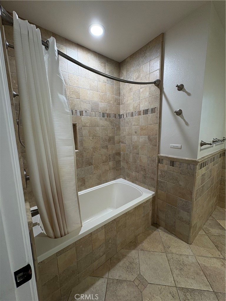 402 Virginia Property Photo 11