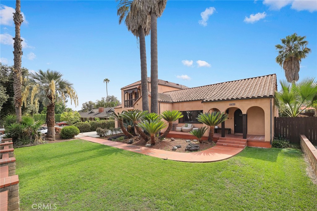 1135 S Santa Anita Property Photo 4