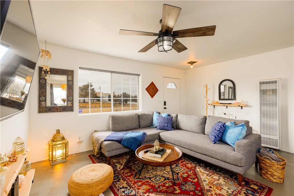 3669 Balsa Avenue Property Photo 4