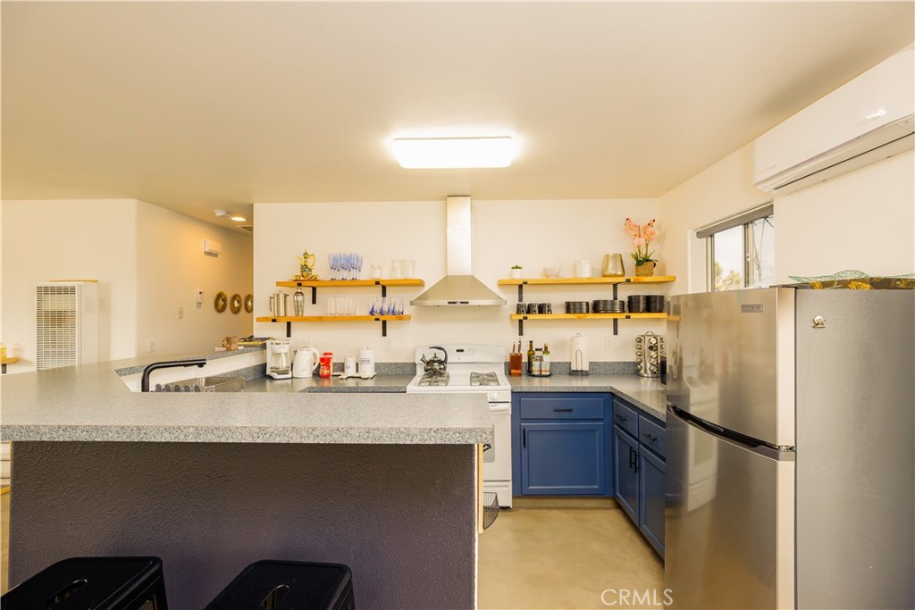 3669 Balsa Avenue Property Photo 8