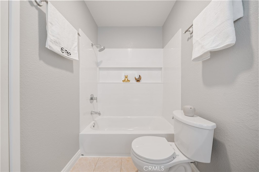450 Golden Springs Drive D Property Photo 35