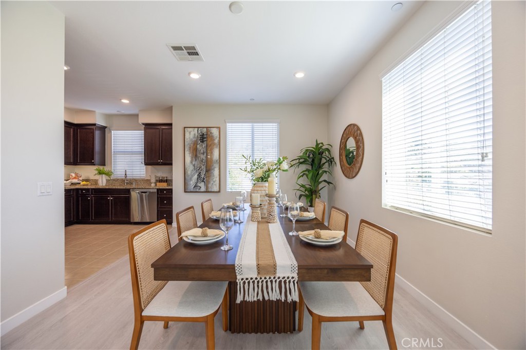 3139 Marigold Property Photo 3
