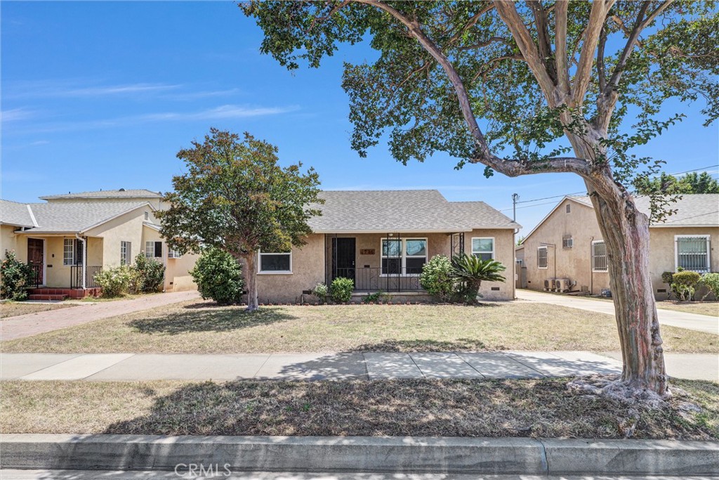1726 Palm Avenue Property Photo 1