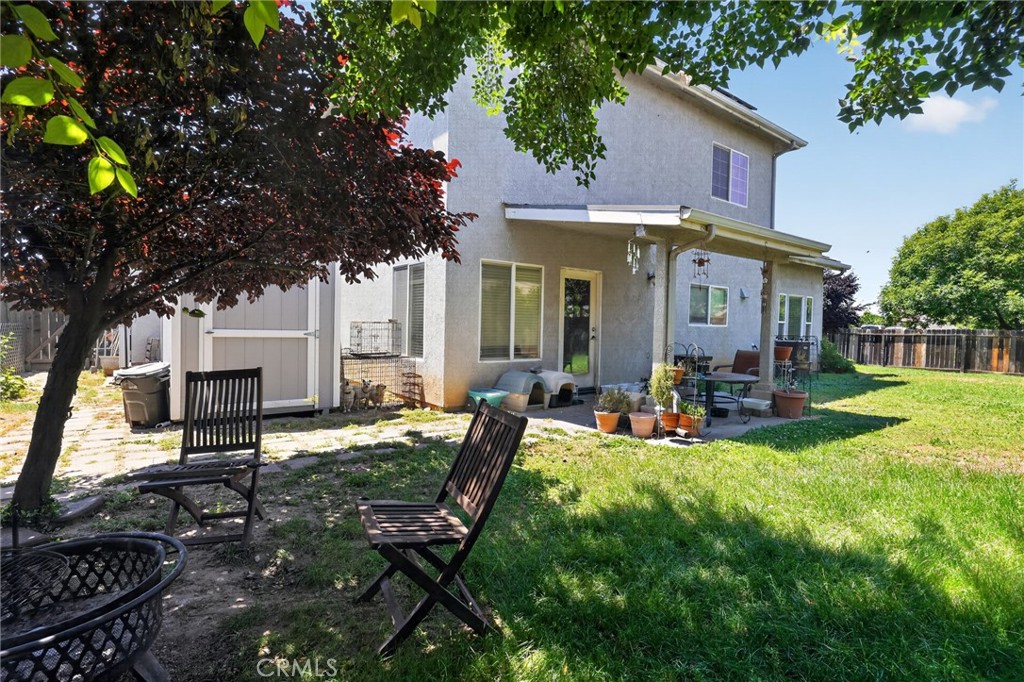 82 N Wathen Property Photo 2