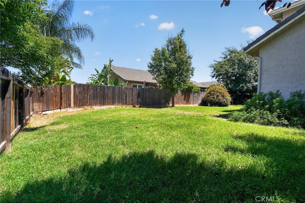 82 N Wathen Property Photo 5