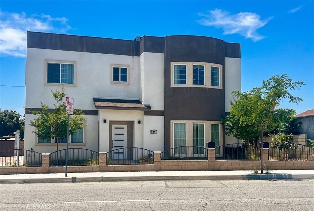 8102 Graves Avenue Property Photo