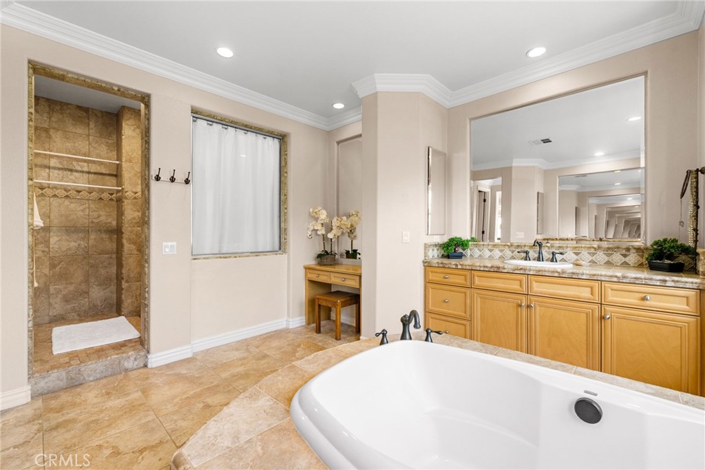 13812 Breeders Cup Property Photo 20