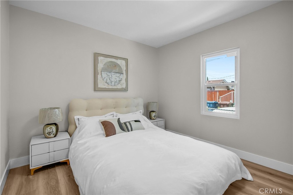 3829 Clark Avenue Property Photo 14