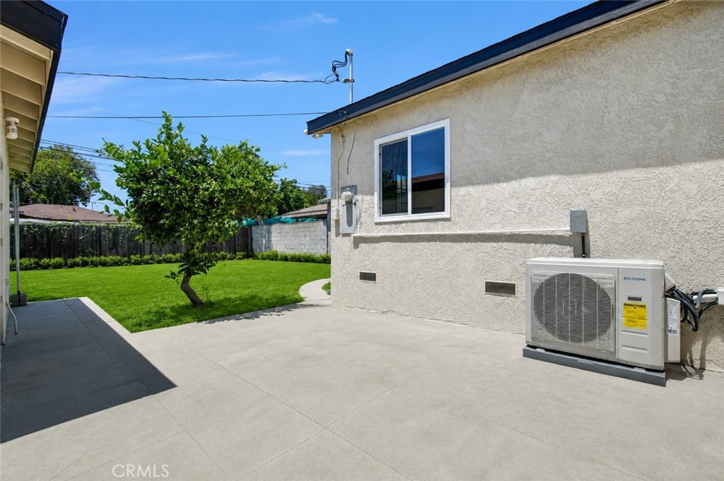 3829 Clark Avenue Property Photo 19