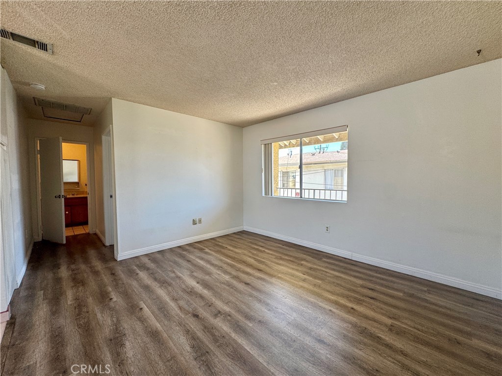 12327 Beverly C3 Property Photo 3