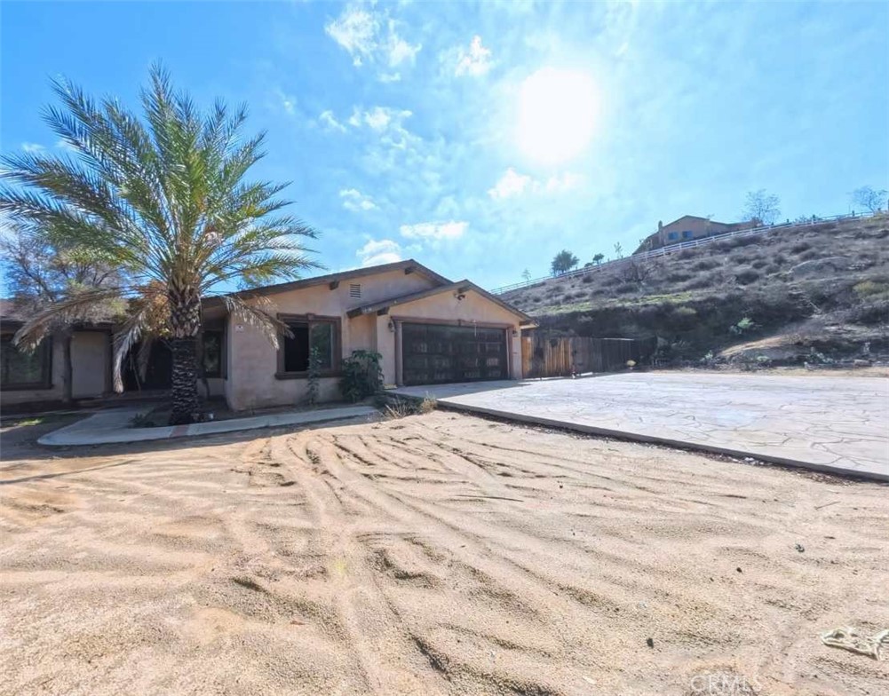 11455 Pigeon Pass Property Photo 5