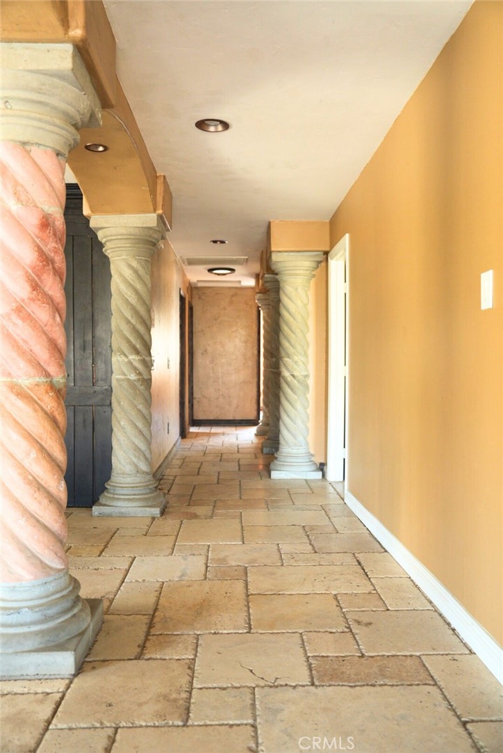 11455 Pigeon Pass Property Photo 9