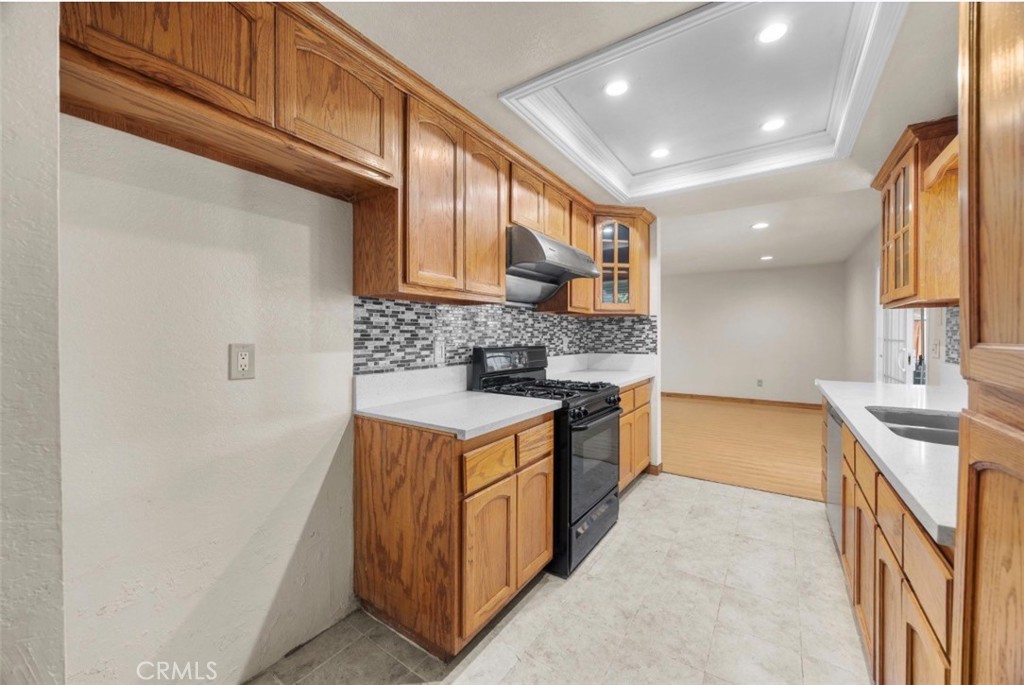 8652 Willow Drive Property Photo 14