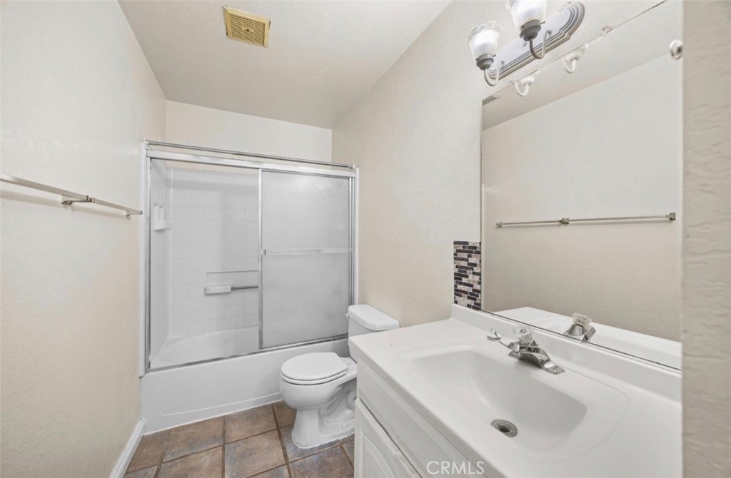 8652 Willow Drive Property Photo 25