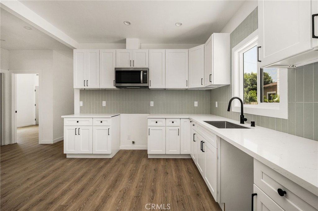526 W Palmer Street Property Photo 10