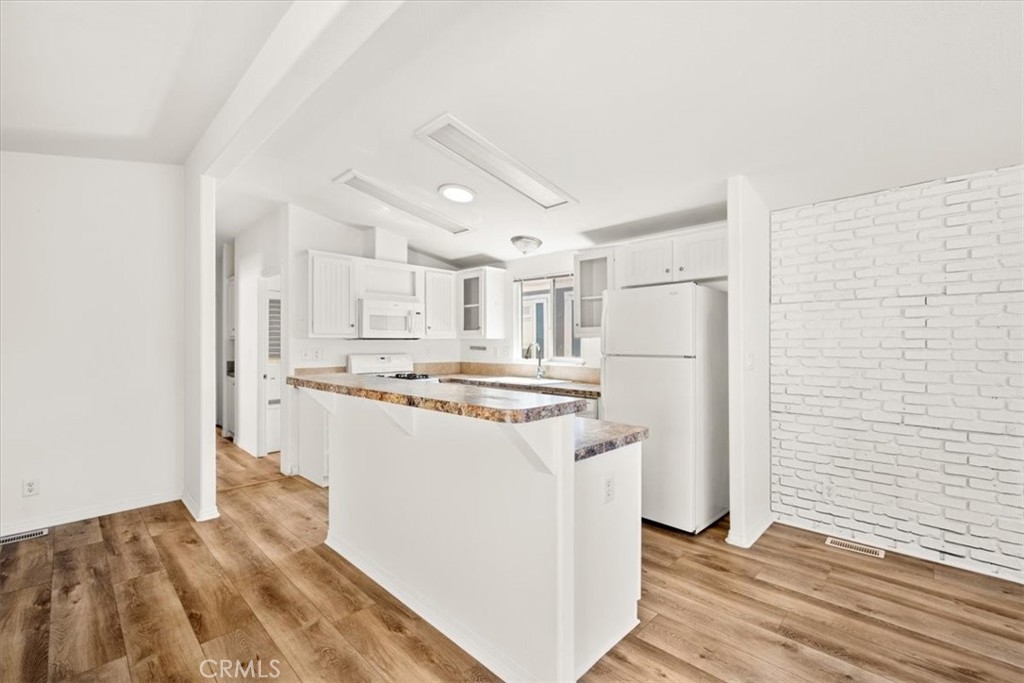 449 W Teft Street 5 Property Photo 12