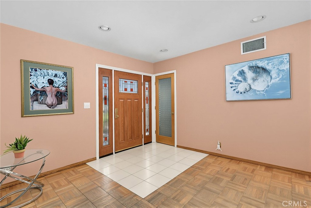 617 South Bradshawe Avenue Property Photo 6