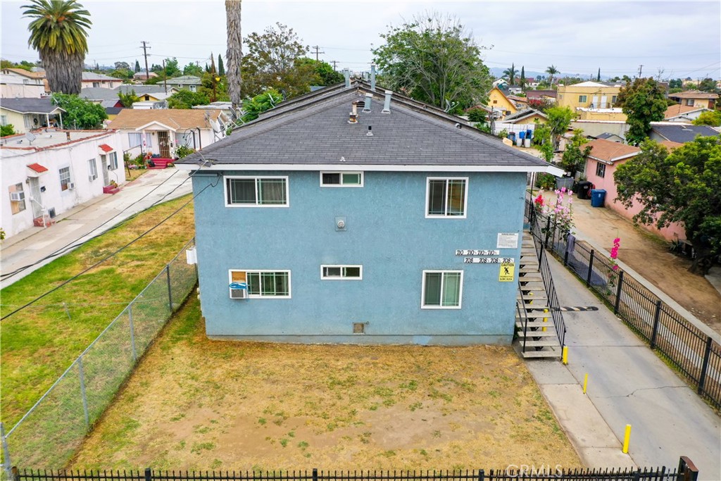 708 Burger Avenue Property Photo 2